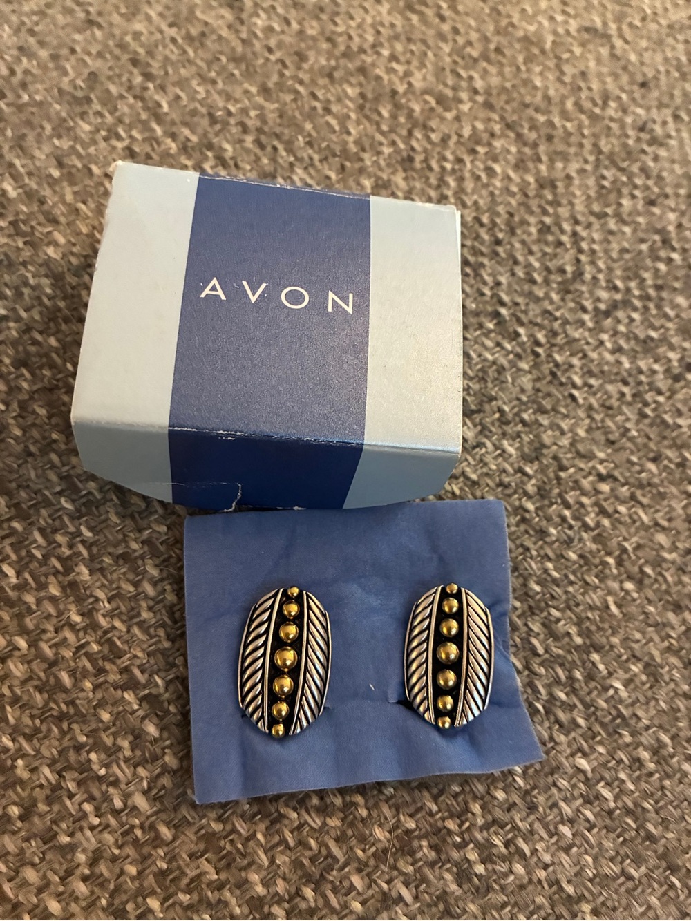 Avon Mixed Metals Clip On Earrings